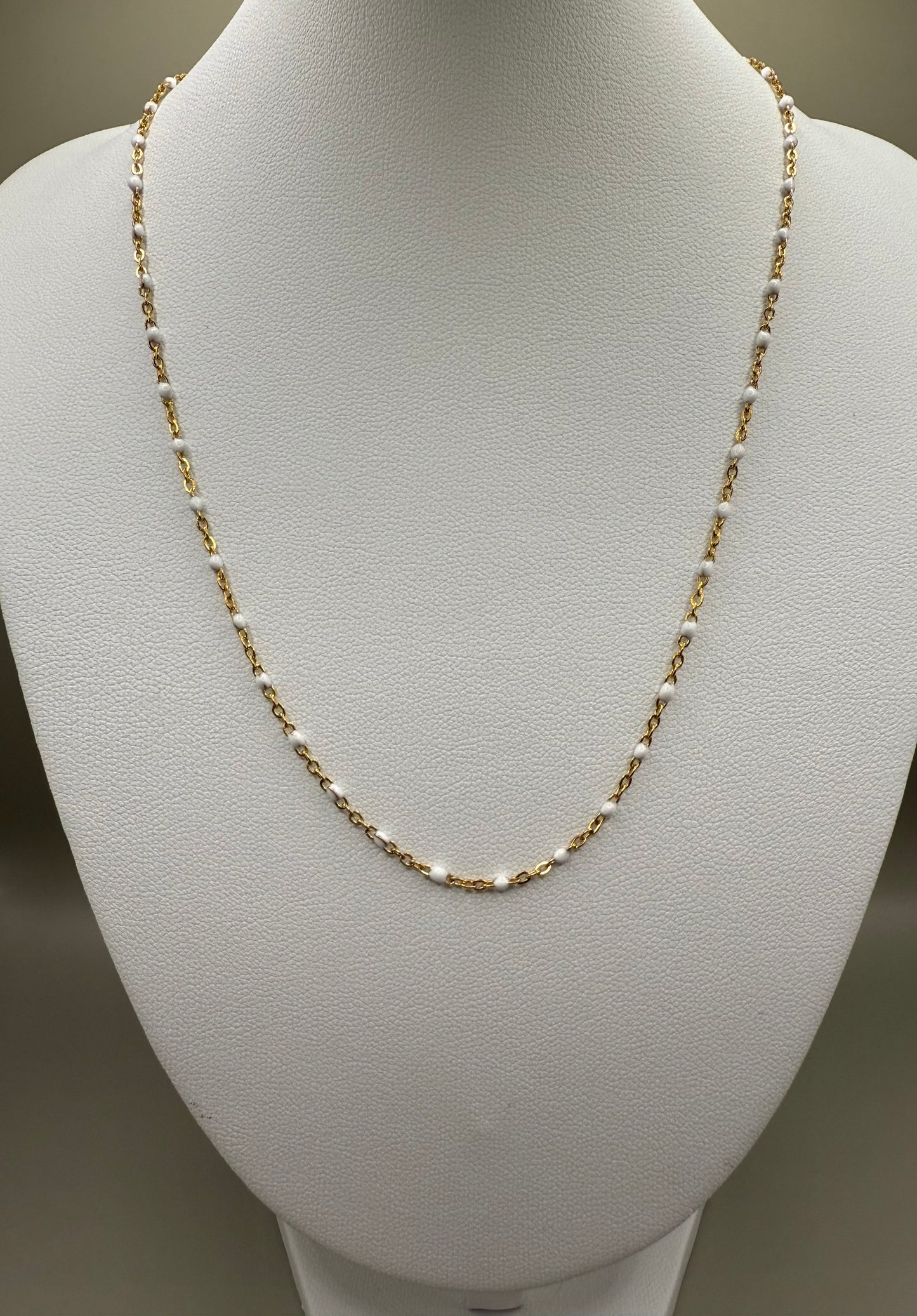 Collier chaîne fine