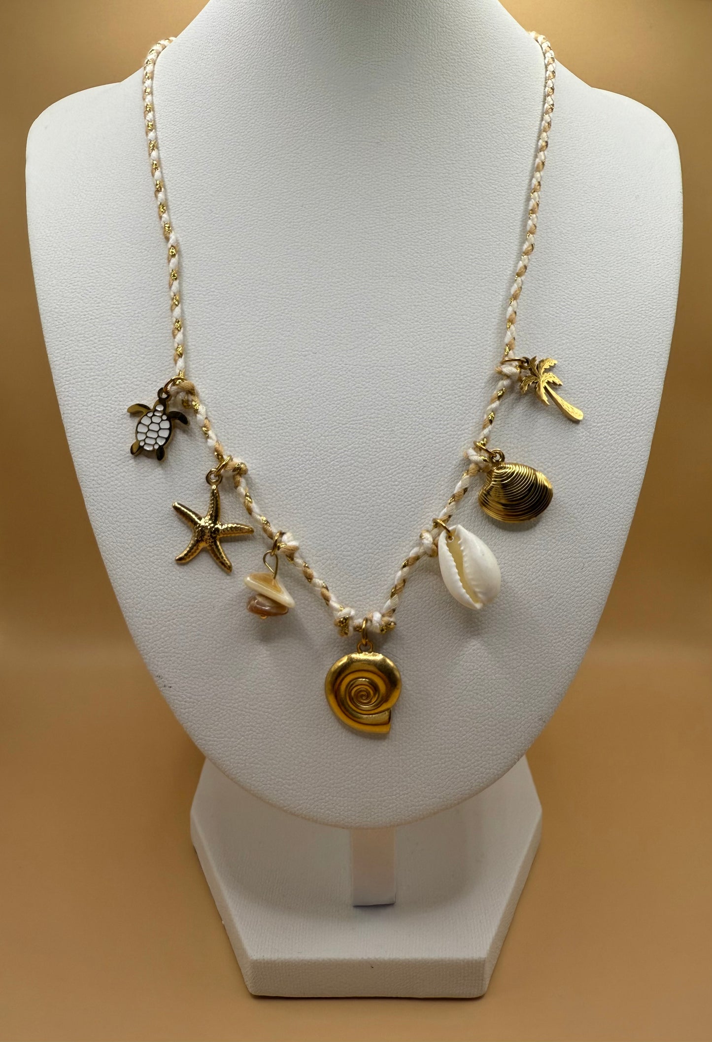 Collier charms coquillages