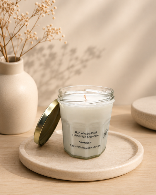 Bougie artisanale avec couvercle doré – 380 ml